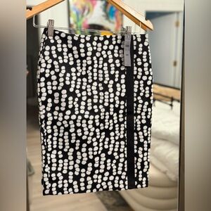 Ann Taylor Black and White Patterned Women's Skirt